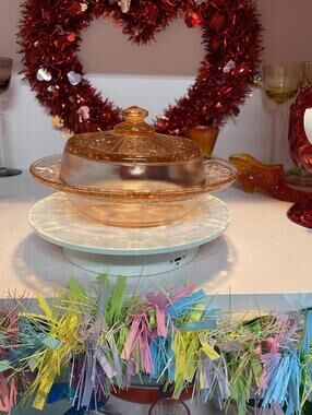 Federal Glass Sharon Cabbage Rose Pink Depression Glass Butter Dish